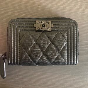 Chanel So Black Zip Card Holder
